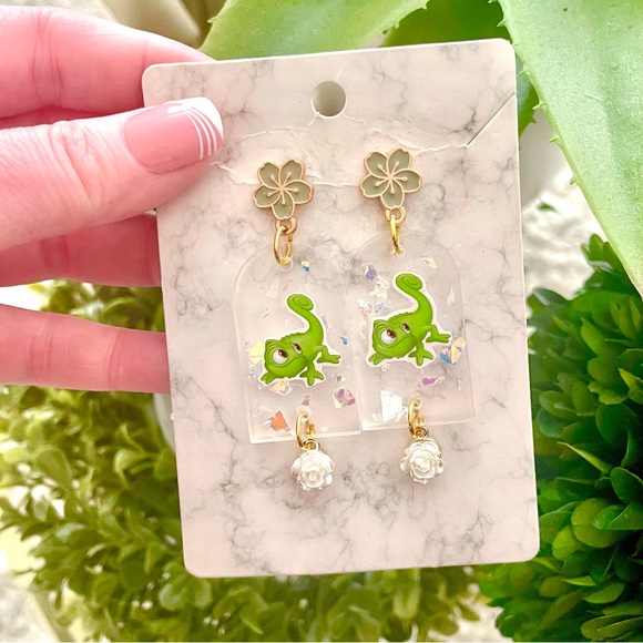 Pascal Acrylic Dangle Earrings - Picture 2 of 4